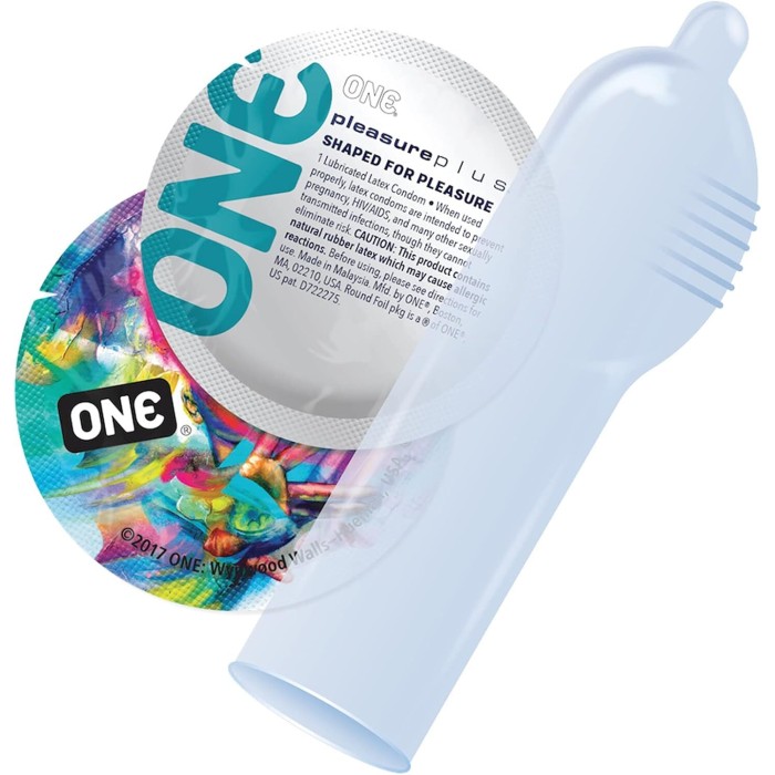 Презерватив ONE Pleasure Plus, 1 шт, з ребристою ділянкою на кінці, зі змазкою
